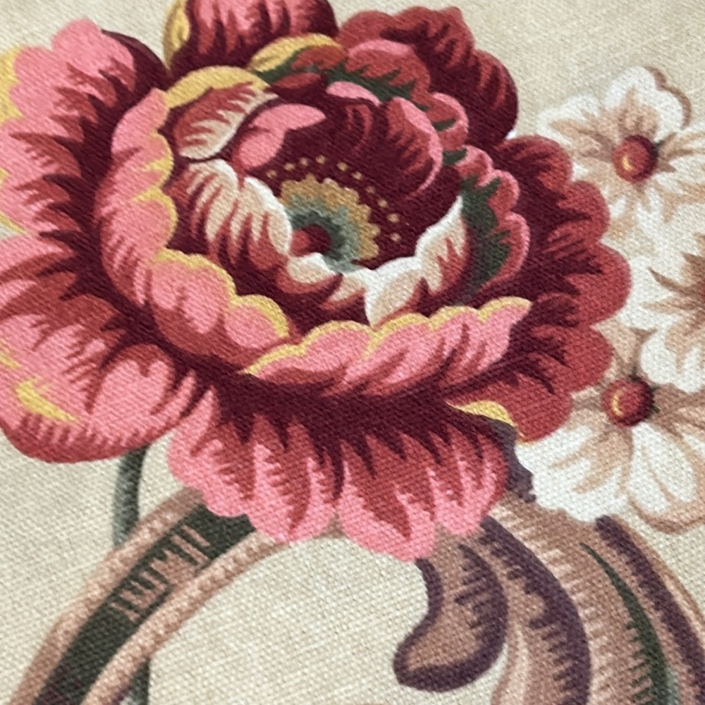 Gorgeous Rose floral heavyweight fabric upholstery camel pink green gold cottage - Picture 8 of 9